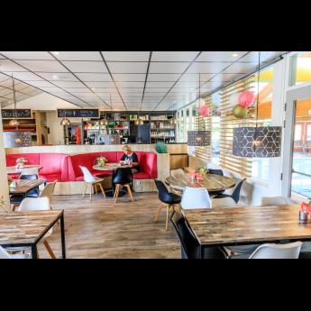Snackbar Wanda krantje.jpg