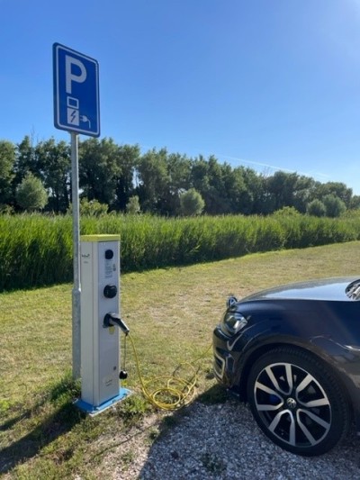 Laadpaal algemene parkeerplaats.jpg