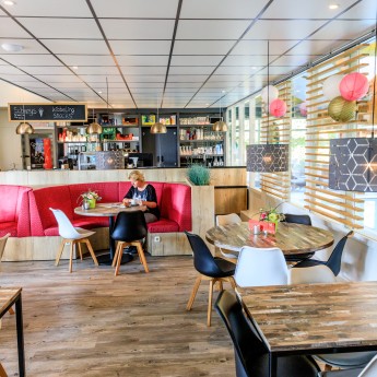Snackbar Wanda krantje.jpg