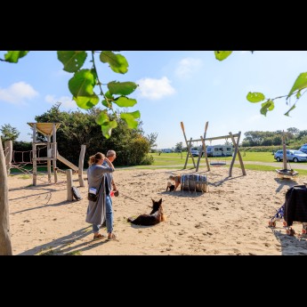 Speeltuin fam. met M!.jpg